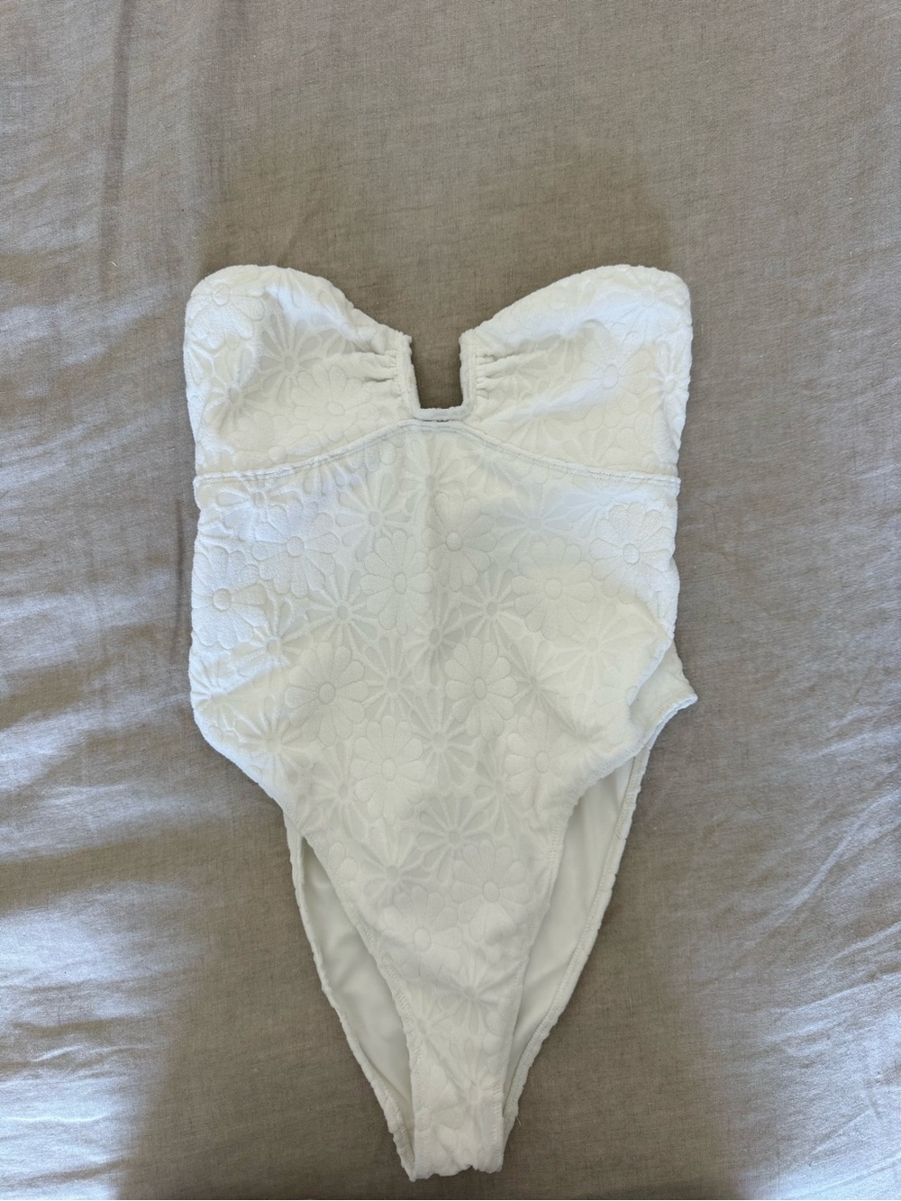 Worn Once PacSun Strapless White One Piece Bathing Suit Size Medium